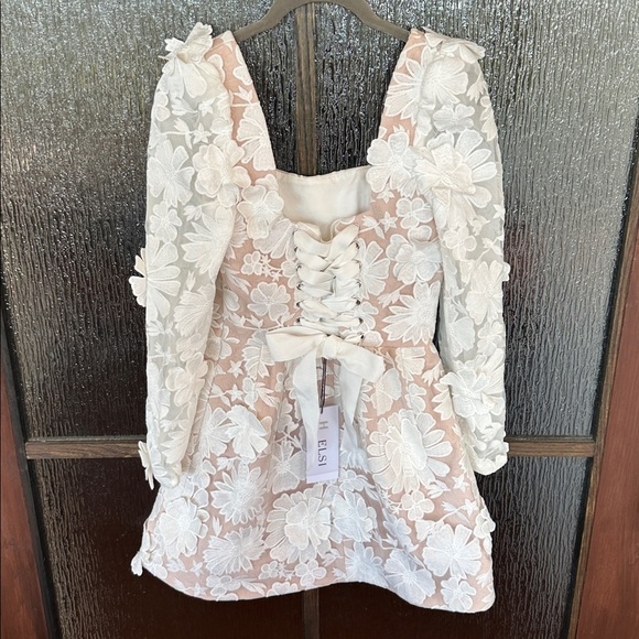 Anthropologie Helsi Ellen Long-Sleeve 3D floral mini dress. Size Small NWT - Picture 15 of 17